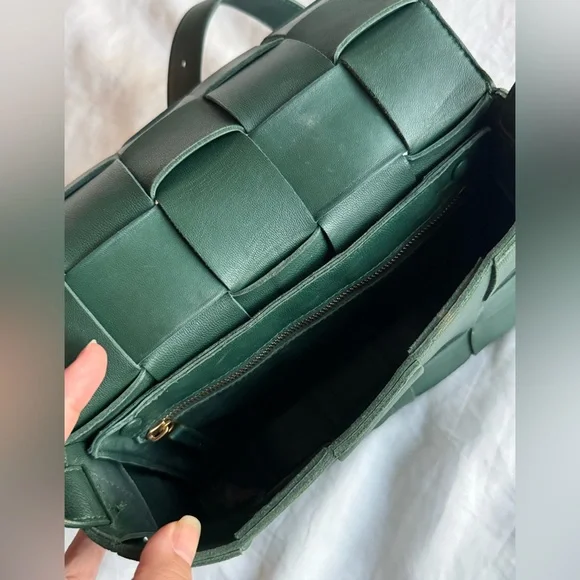 Bottega Veneta Cassette Intrecciato Crossbody Bag Rainforest Green Authentic